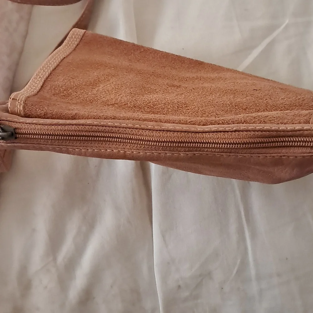 Hand Made American Indian Suede Leather Bag - Picture 6 of 9